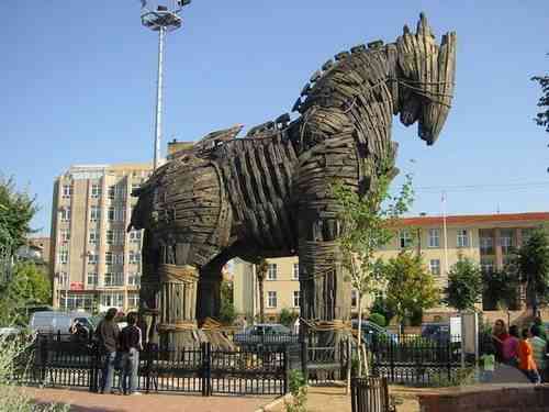 دانلود آهنگ آه گجلر صدا سایان